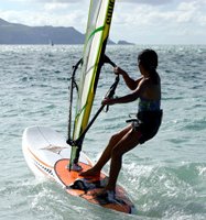 Ride a Shortboard windsurfing lessons. Sail handling, beach starts, planing, jibes, footstraps, harness. www.mauisportsunlimited.com